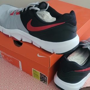 Nike flex show TR 4 new (in box) size 14